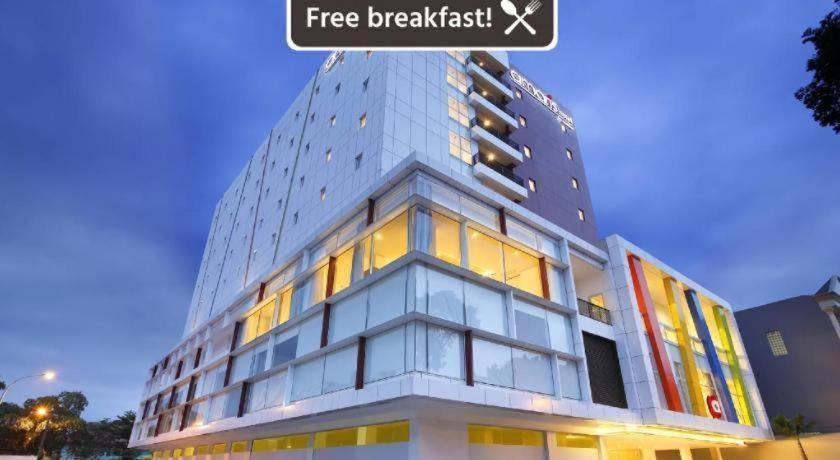 Amaris Hotel Pakuan Bogor Exterior foto